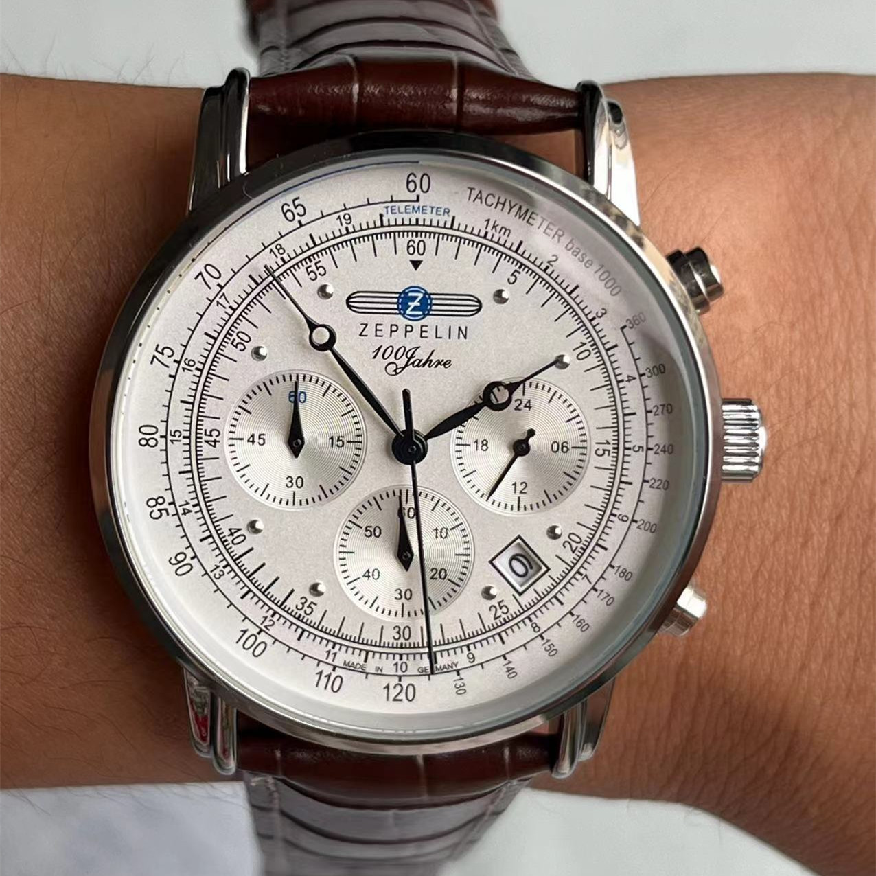 Smartwatch New Watches - ซีรีส์นิวเซลพินใหม่ นาฬิกาข้อมือควอตซ์สำหรับผู้ชาย สายหนัง แสดงวันที่อัตโนมัติ เหมาะสำหรับธุรกิจ พักผ่อน